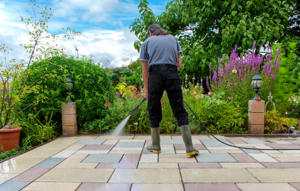 Professional Pressure Washing Services in Palm Springs, CA